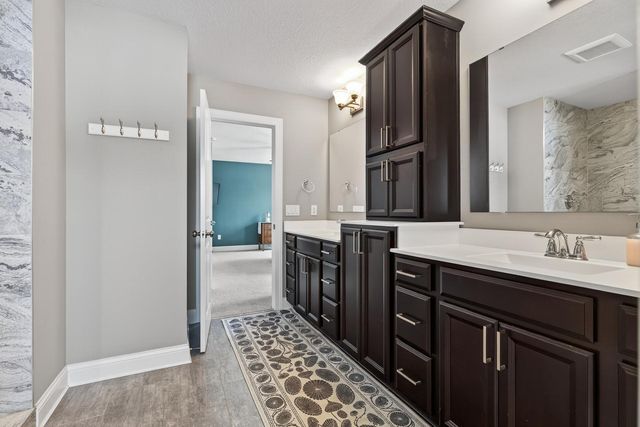 303 Primrose Path N, Bayport, MN 55003