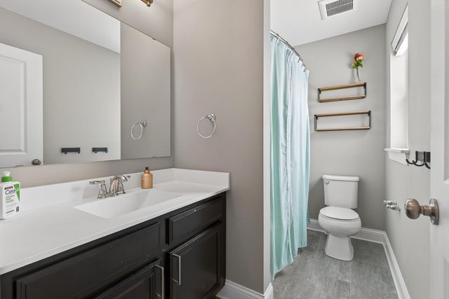 303 Primrose Path N, Bayport, MN 55003