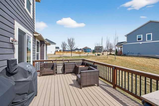 303 Primrose Path N, Bayport, MN 55003