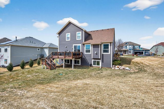 303 Primrose Path N, Bayport, MN 55003