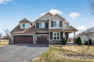 303 Primrose Path N, Bayport, MN 55003