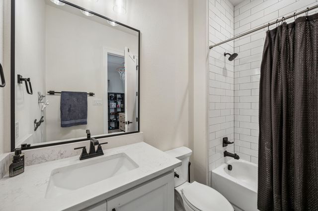 920 Harbour Oaks Court, Fairview, TX 75069