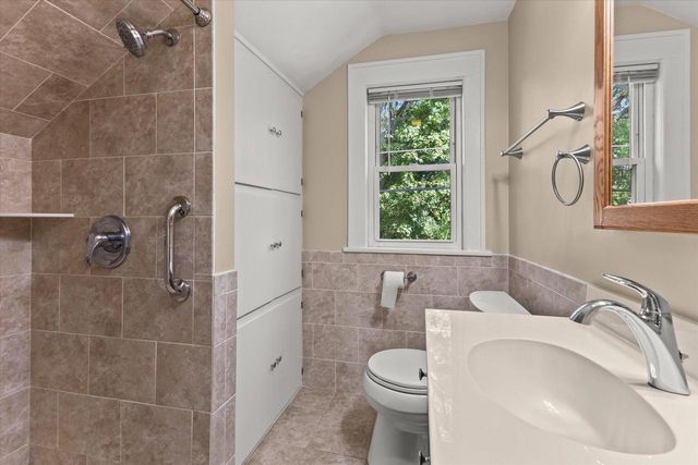 7100 24th AVENUE, Kenosha, WI 53143