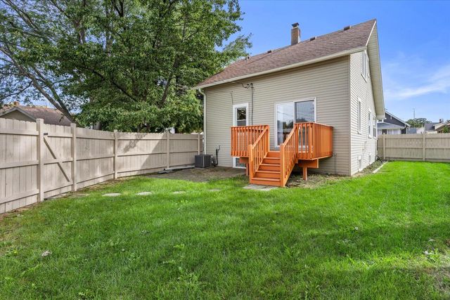 7100 24th AVENUE, Kenosha, WI 53143