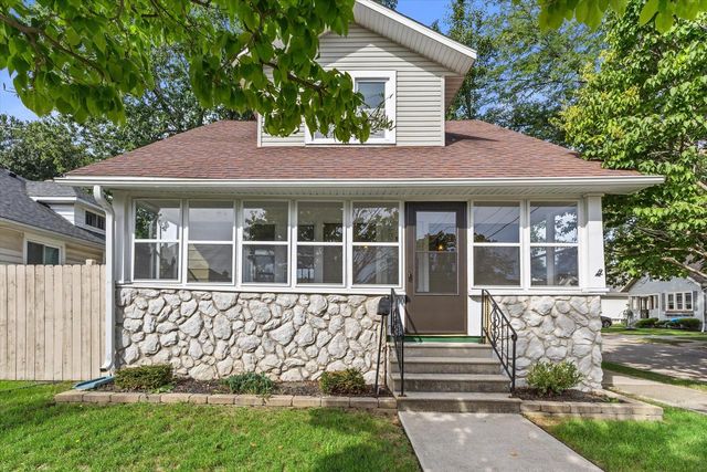 7100 24th AVENUE, Kenosha, WI 53143