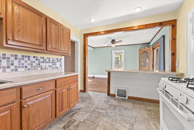 7100 24th AVENUE, Kenosha, WI 53143