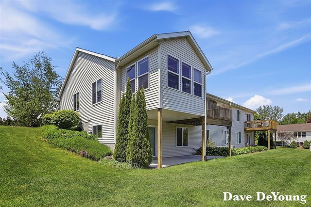 3366 Thornberry Court, Zeeland, MI 49464