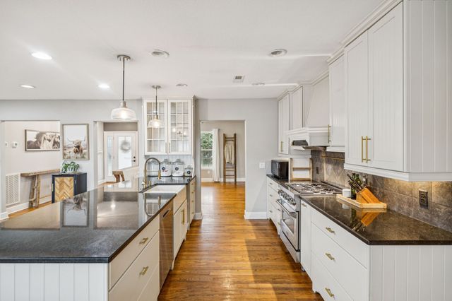 250 Awalt Dr, Winchester, TN 37398