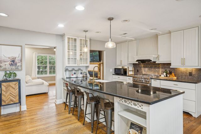 250 Awalt Dr, Winchester, TN 37398