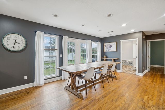 250 Awalt Dr, Winchester, TN 37398