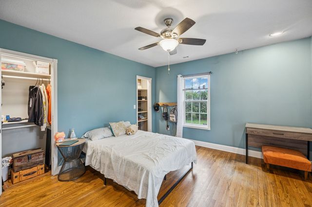 250 Awalt Dr, Winchester, TN 37398