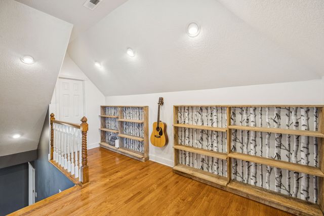 250 Awalt Dr, Winchester, TN 37398