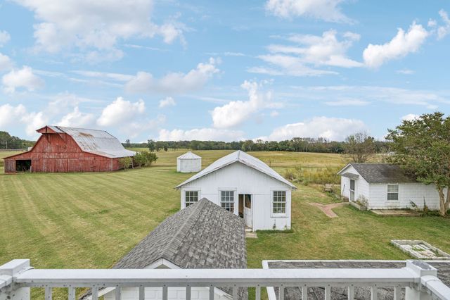 250 Awalt Dr, Winchester, TN 37398