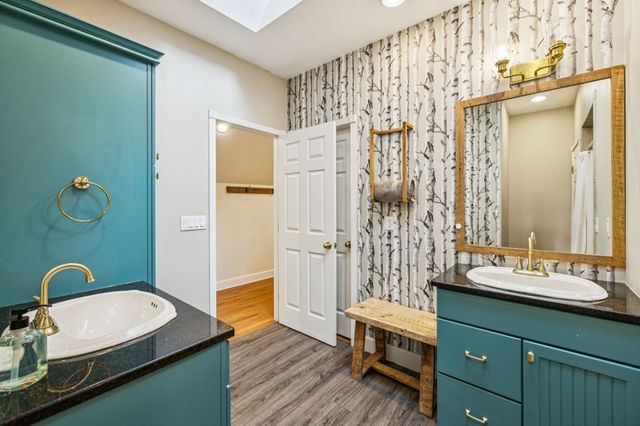 250 Awalt Dr, Winchester, TN 37398