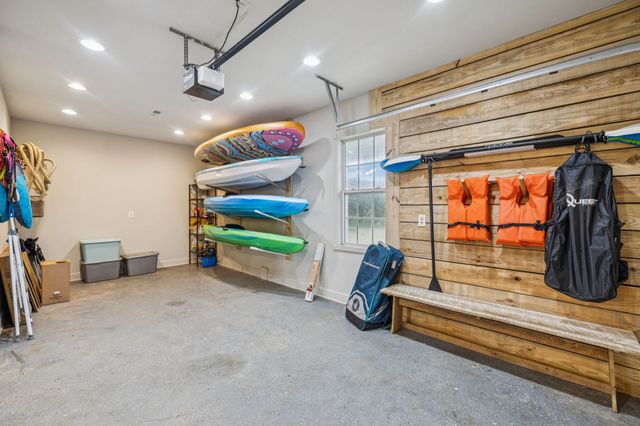 250 Awalt Dr, Winchester, TN 37398