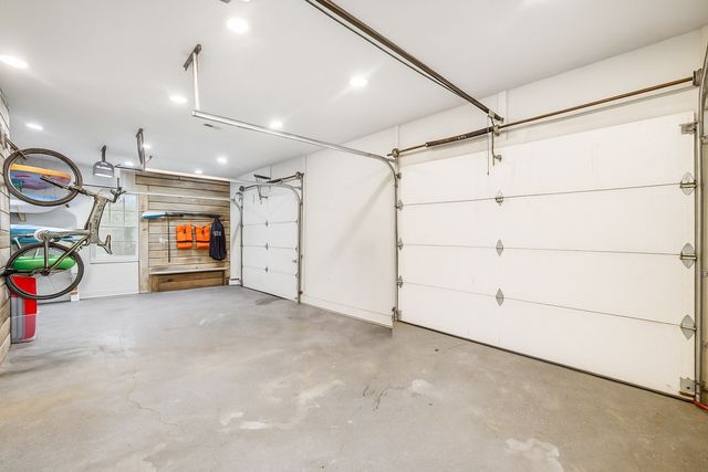 250 Awalt Dr, Winchester, TN 37398