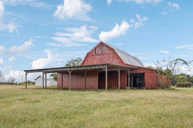 250 Awalt Dr, Winchester, TN 37398