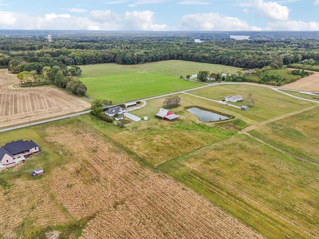 250 Awalt Dr, Winchester, TN 37398