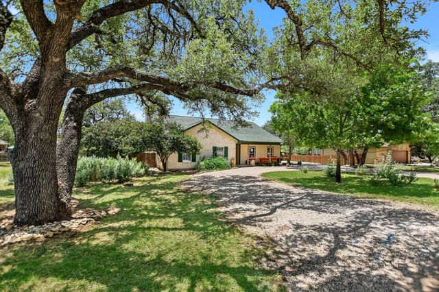55 Ridgewood CIR, Wimberley, TX 78676