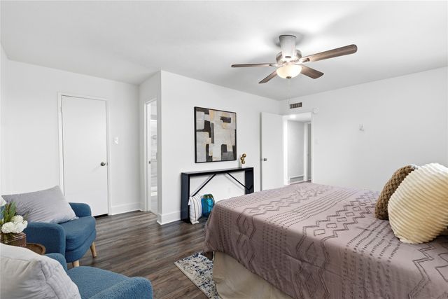 2814 Lindbergh Drive, Dallas, TX 75228