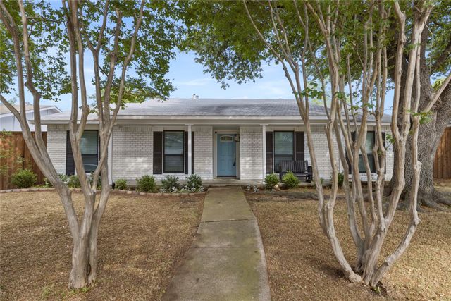 2814 Lindbergh Drive, Dallas, TX 75228