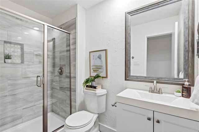 2814 Lindbergh Drive, Dallas, TX 75228