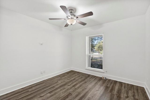 2814 Lindbergh Drive, Dallas, TX 75228