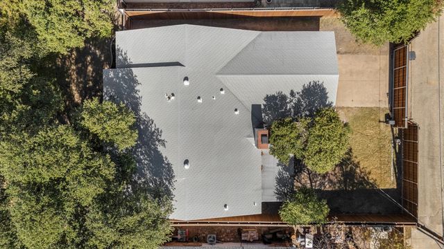 2814 Lindbergh Drive, Dallas, TX 75228