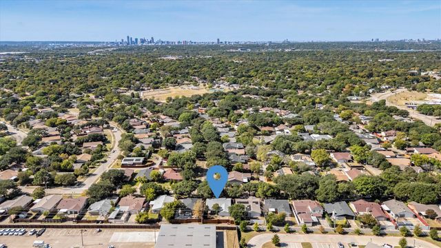2814 Lindbergh Drive, Dallas, TX 75228