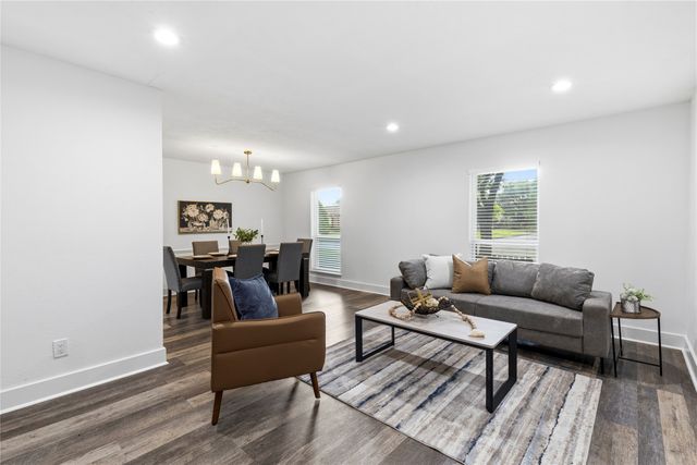 2814 Lindbergh Drive, Dallas, TX 75228