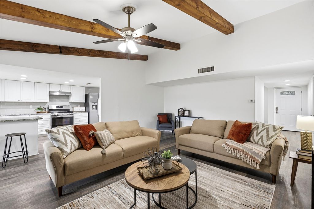 2814 Lindbergh Drive, Dallas, TX 75228