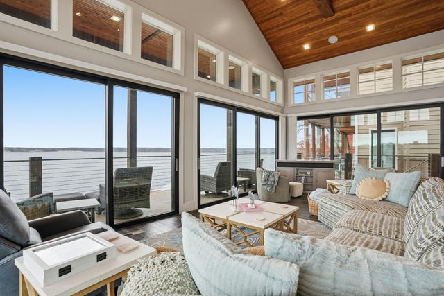 37292 S Cliff Crest Drive, Vinita, OK 74301