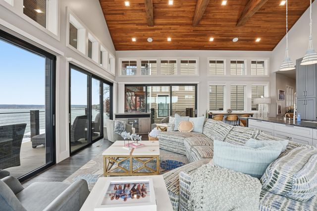 37292 S Cliff Crest Drive, Vinita, OK 74301