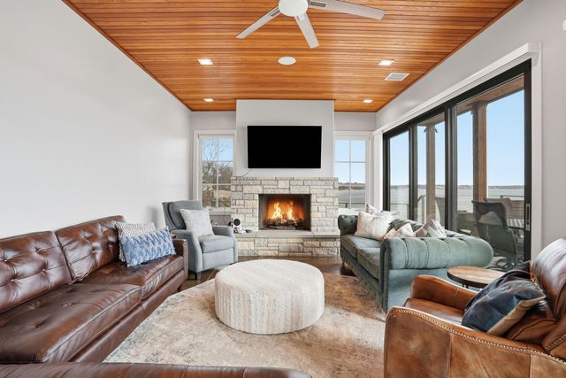 37292 S Cliff Crest Drive, Vinita, OK 74301