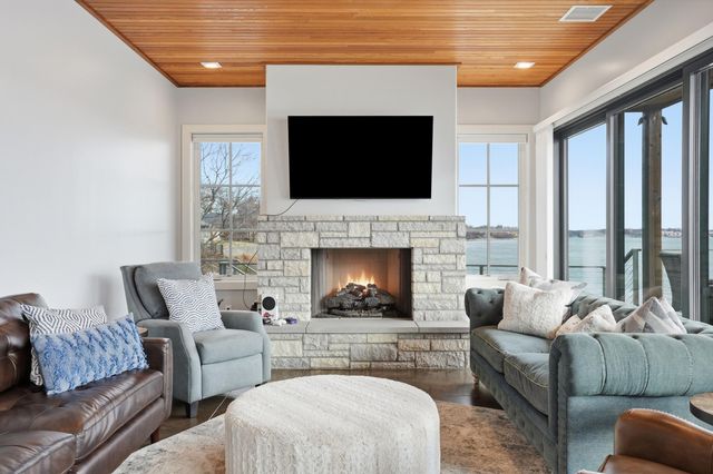 37292 S Cliff Crest Drive, Vinita, OK 74301