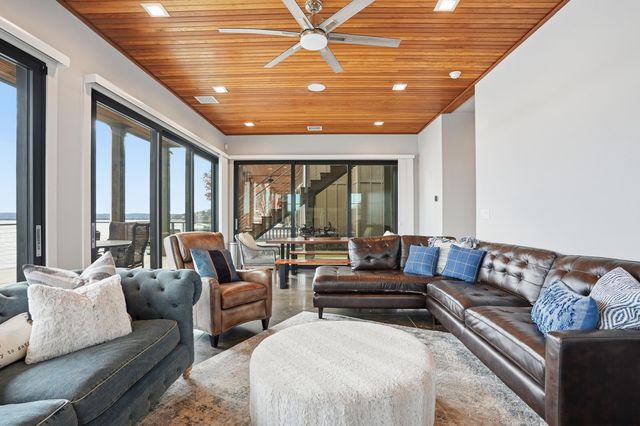 37292 S Cliff Crest Drive, Vinita, OK 74301