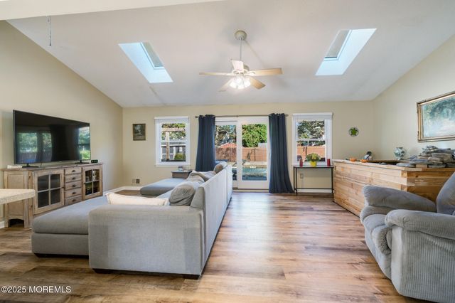 185 Liberty Bell Road, Toms River, NJ 08755