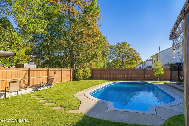 185 Liberty Bell Road, Toms River, NJ 08755