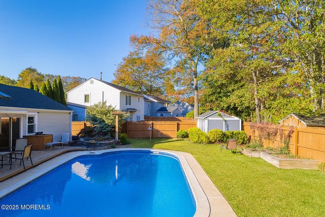 185 Liberty Bell Road, Toms River, NJ 08755