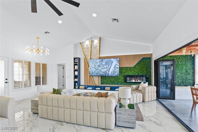 2652 Golfside Drive, Las Vegas, NV 89134