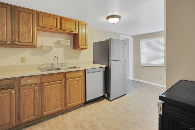 209 N Maple Avenue, Warsaw, IN 46580