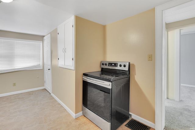 209 N Maple Avenue, Warsaw, IN 46580