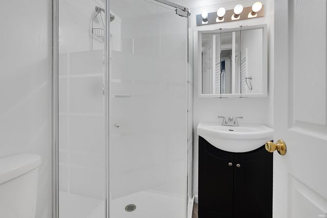 209 N Maple Avenue, Warsaw, IN 46580