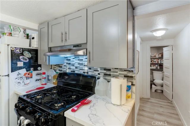 310 E Center, Pomona, CA 91767