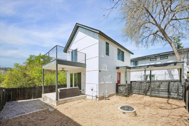 1182 Ridgeway DR B, Austin, TX 78702