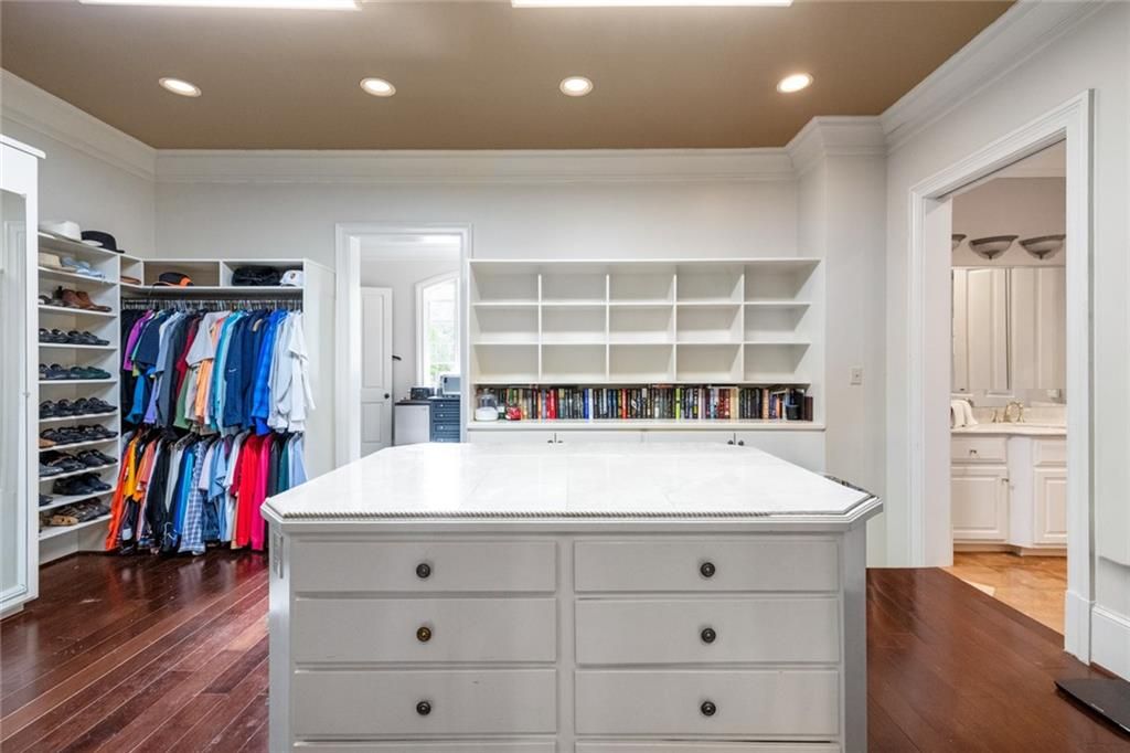 Image 30 of property listing at 15380 Tullgean Drive, Milton, GA 30004