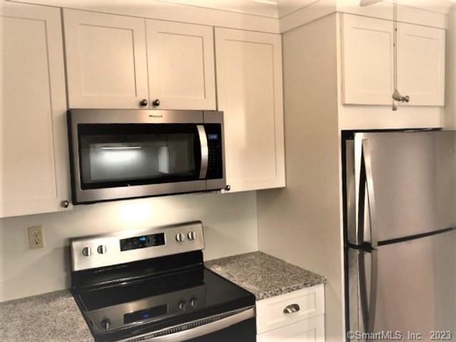 157 Kings Highway L, Milford, CT 06460