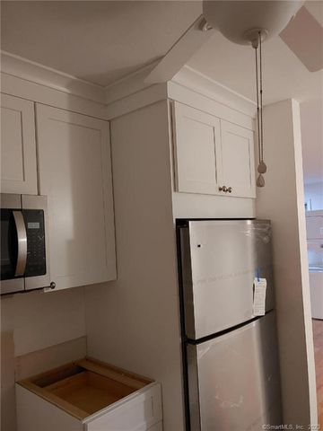 157 Kings Highway L, Milford, CT 06460