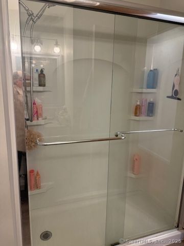 157 Kings Highway L, Milford, CT 06460