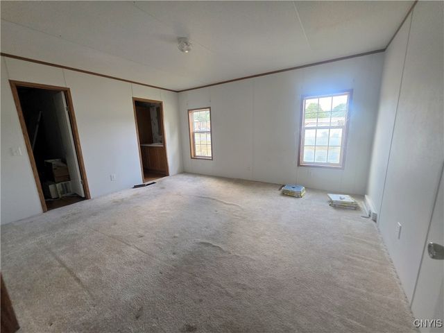 186 Henderson Lane, Brutus, NY 13166